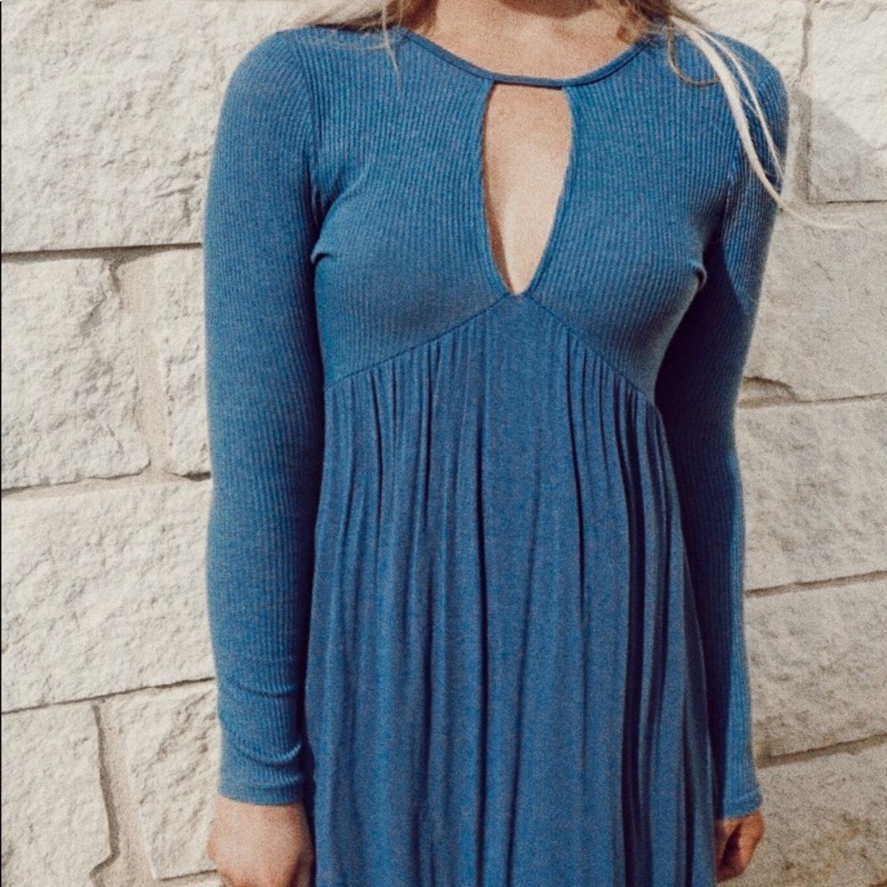 Peek-A-Blue 💙